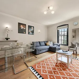  Apartment 1 Bed Executive Near Liverpool Street Station Free Wifi By Aparts